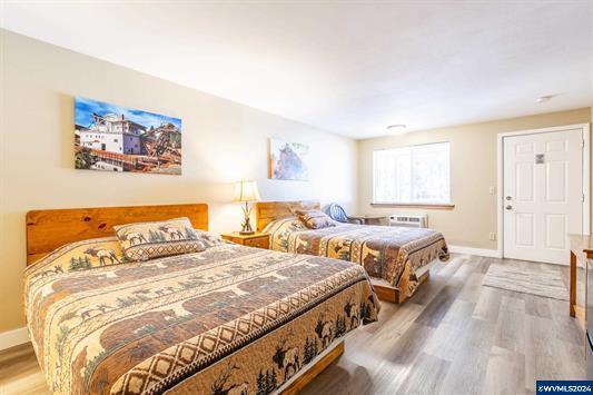 More Photos Of 179 S Mill St, Sumpter Hotel For Sale