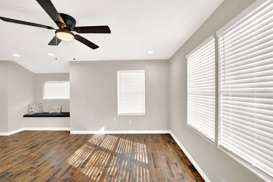 More Photos Of 285 San Antonio, Leming Multifamily For Sale