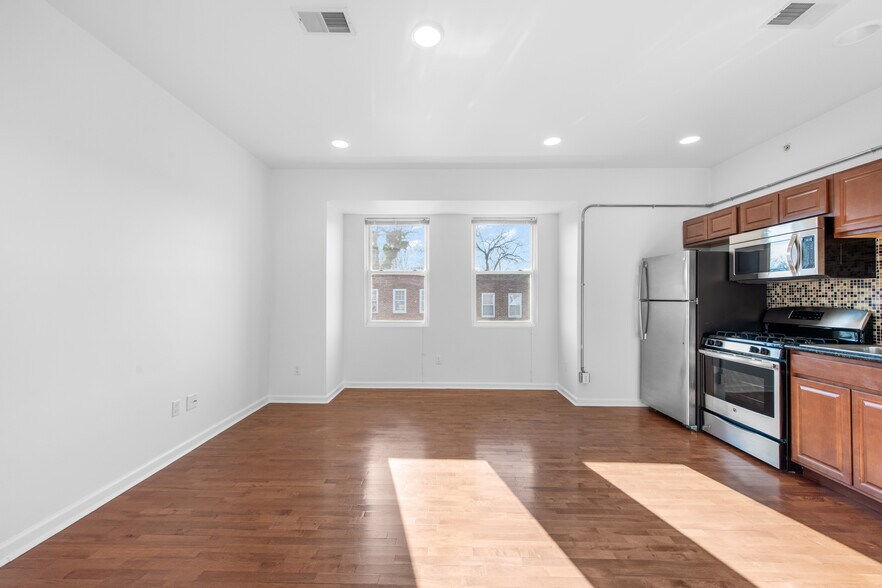 More Photos Of 601 N 39th St, Philadelphia Storefront Retail Residential For Sale