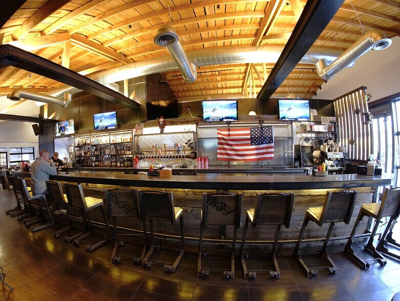 More Photos Of 31 W Center St, Victor Restaurant For Lease