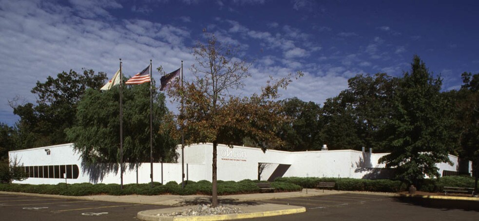 More Photos Of 2501 Cottontail Ln, Somerset Office For Sale