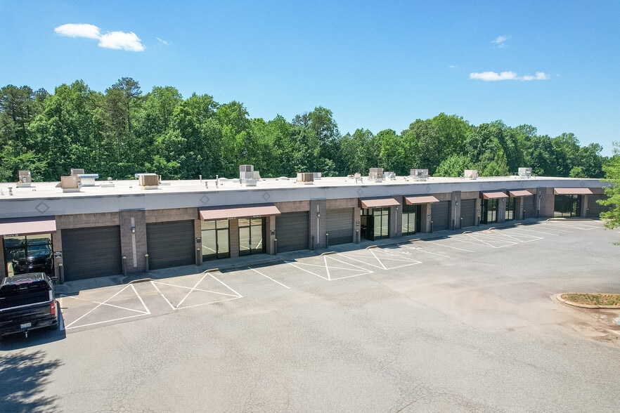 Primary Photo Of 10015 Metromont Industrial Blvd, Charlotte Warehouse For Lease