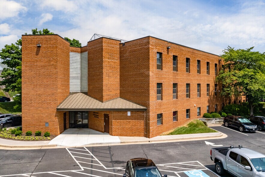 More Photos Of 54 Scott Adam Rd, Cockeysville Medical For Sale