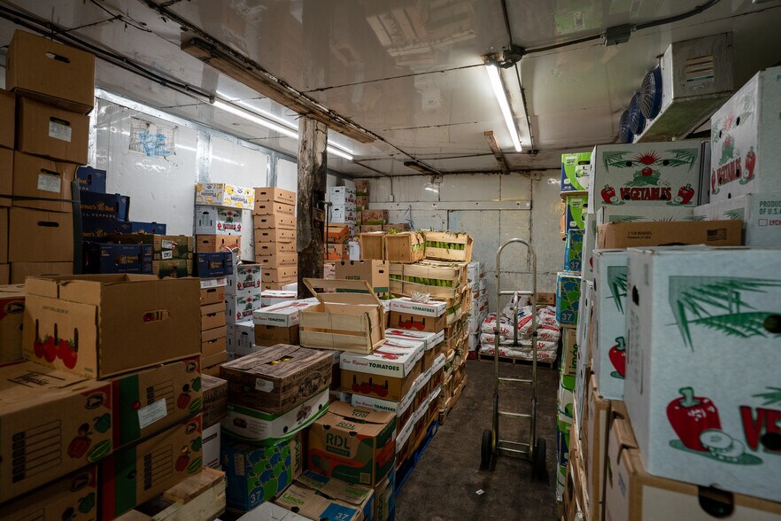 More Photos Of 1217 NW 21st St, Miami Refrigeration Cold Storage For Lease