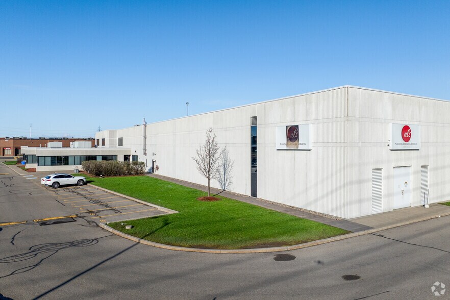 More Photos Of 475 Admiral Blvd, Mississauga Warehouse For Lease