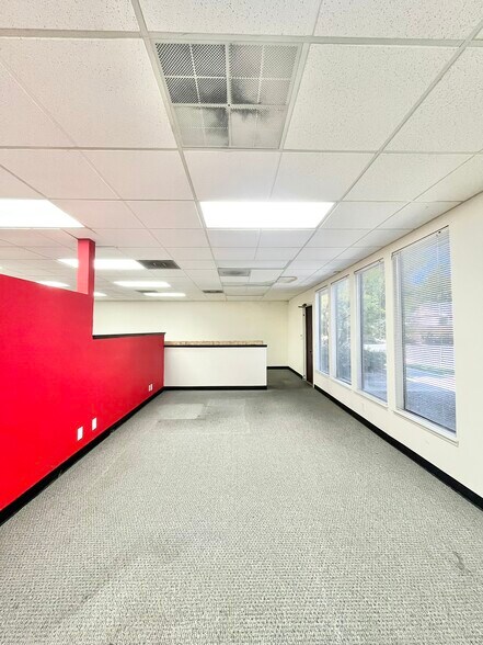 More Photos Of 5301 Madison Ave, Sacramento Loft Creative Space For Lease