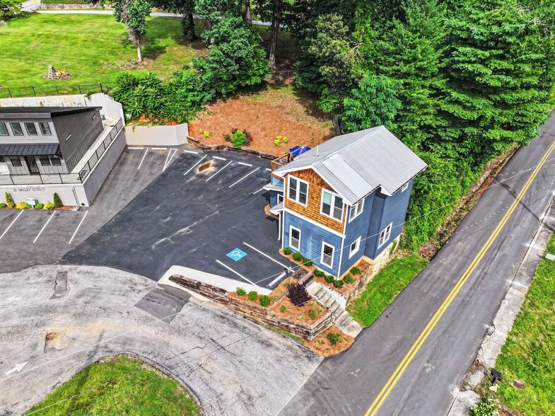 More Photos Of 25 Valley St, Clayton Office Residential For Sale