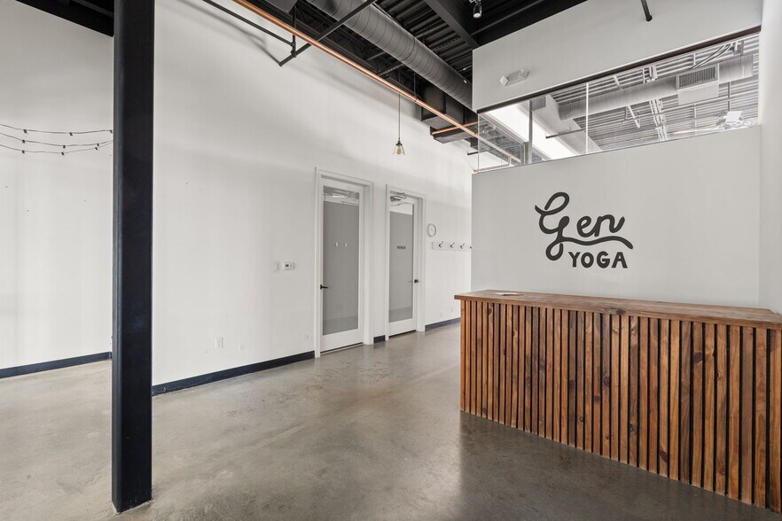 More Photos Of 6514 Highway 90A, Sugar Land Medical For Sale