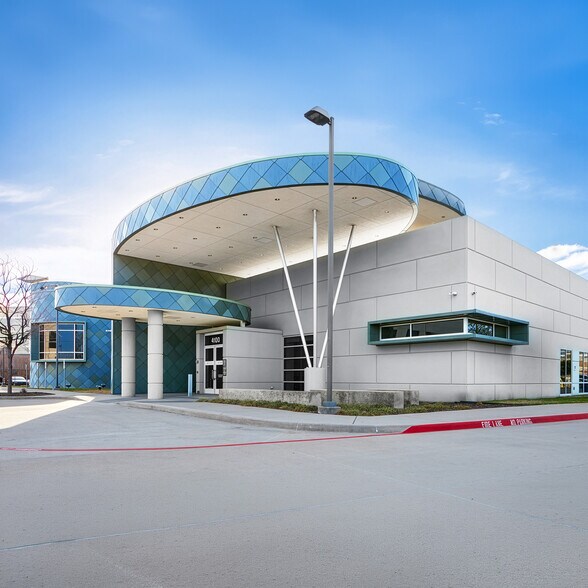 Primary Photo Of 4100 Mapleshade Ln, Plano Hospital For Lease