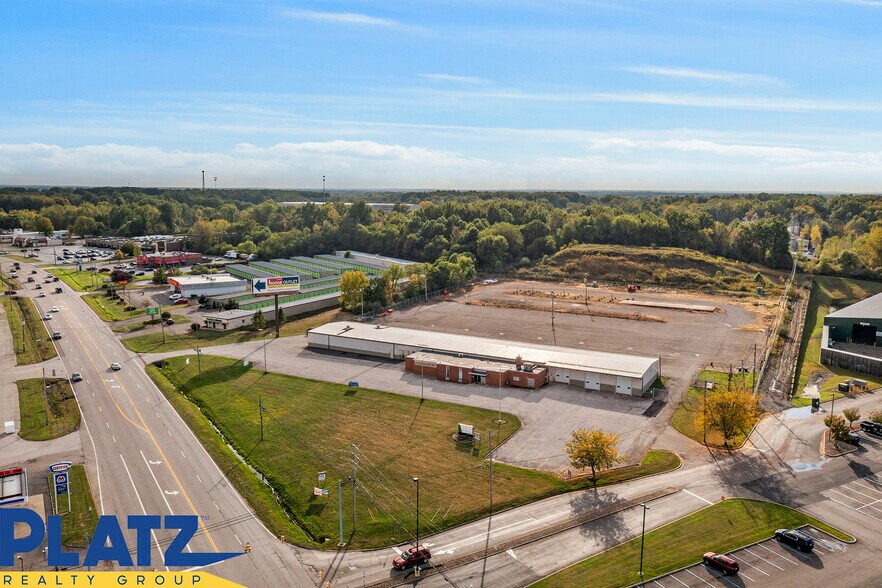 More Photos Of 3801 Elm Rd NE, Warren Warehouse For Lease