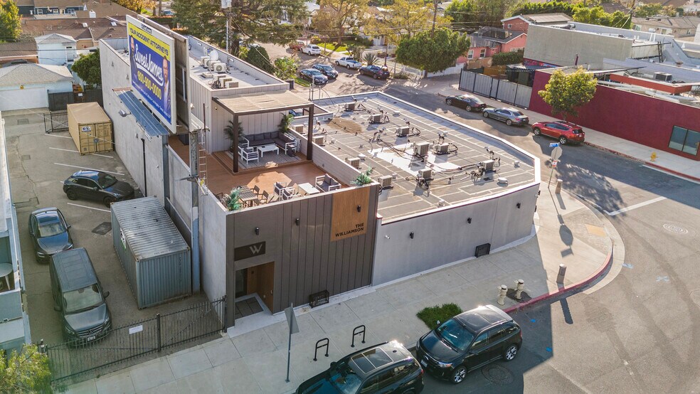 More Photos Of 10440 Burbank Blvd, North Hollywood Office For Sale