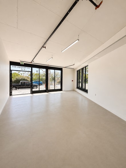More Photos Of 12477 W Washington Blvd, Los Angeles Restaurant For Lease