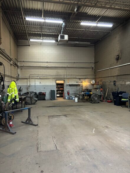 More Photos Of 1 Boon Dr, North Chili Warehouse For Lease