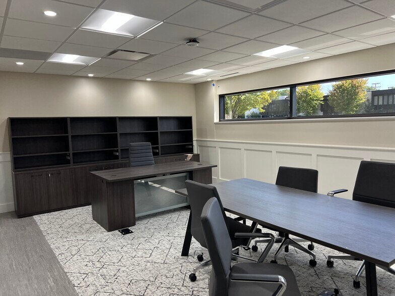 More Photos Of 20300 W 12 Mile Rd, Southfield Office For Lease
