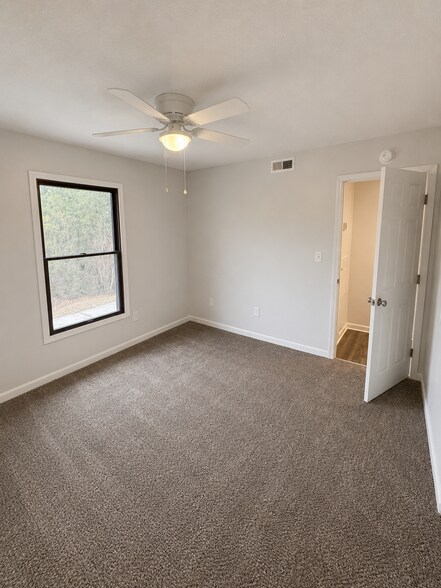 More Photos Of , Washington Multifamily For Sale