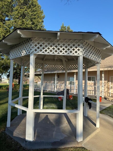 More Photos Of 1479 Sanborn Rd, Yuba City General Retail For Lease