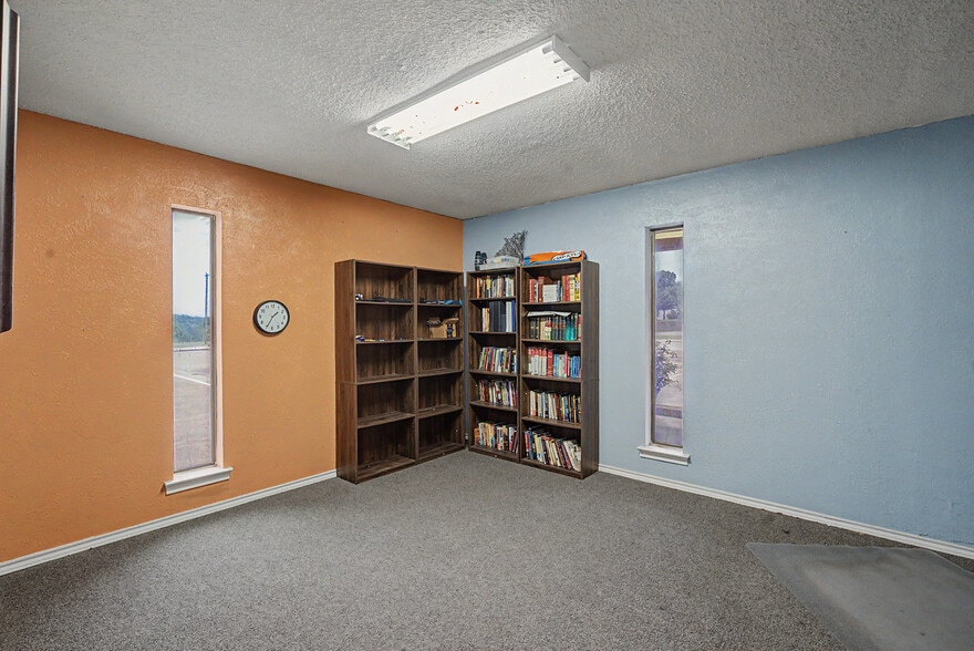 More Photos Of 2111 Skyline Dr, Mesquite Religious Facility For Sale