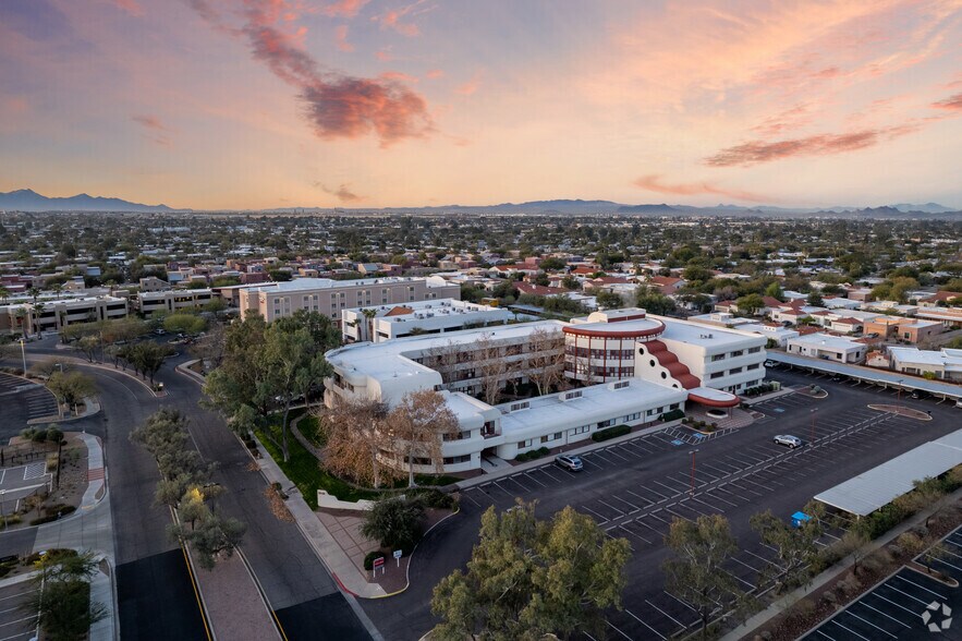 More Photos Of 310 S Williams Blvd, Tucson Office For Lease