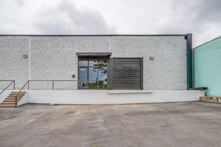 More Photos Of 3001-3003 Shamrock St, Fort Worth Light Distribution For Lease