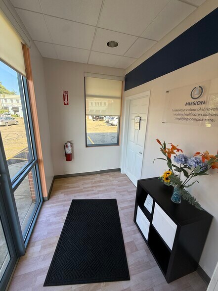 More Photos Of 204 Three Springs Dr, Weirton Office For Lease