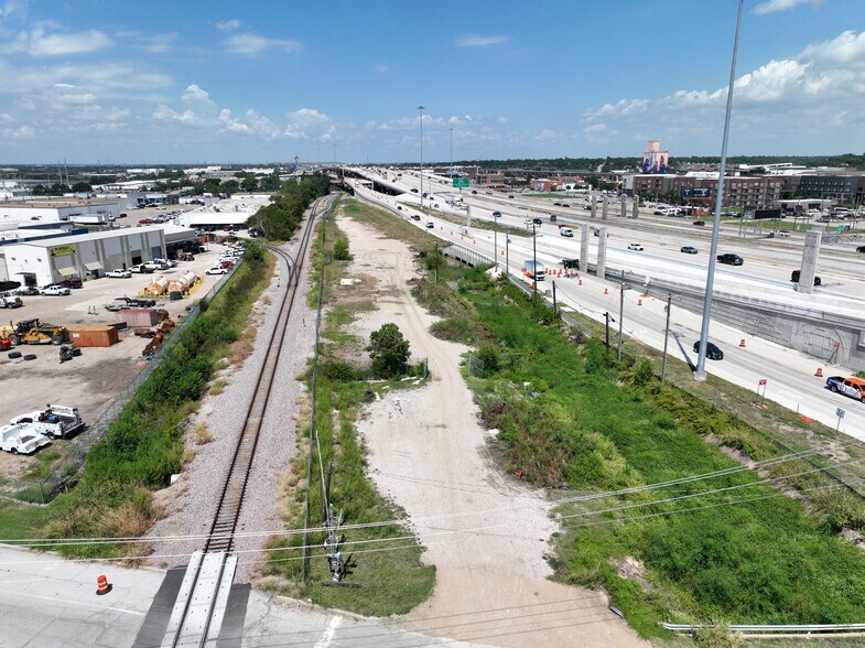Primary Photo Of 900 W Crosby Rd, Carrollton Land For Lease
