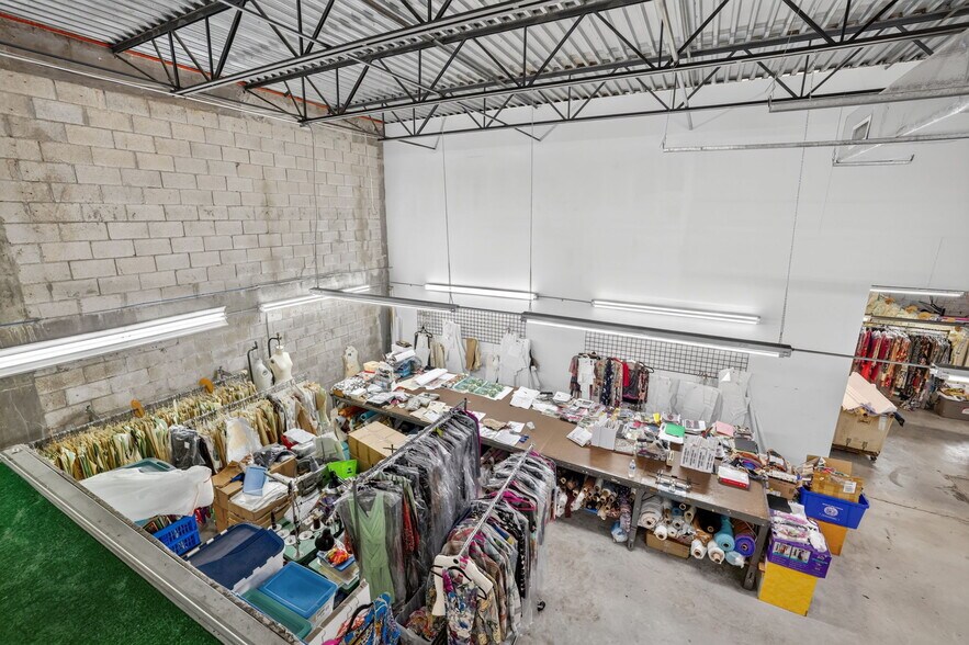 More Photos Of 2202-2204 W 78th St, Hialeah Warehouse For Sale
