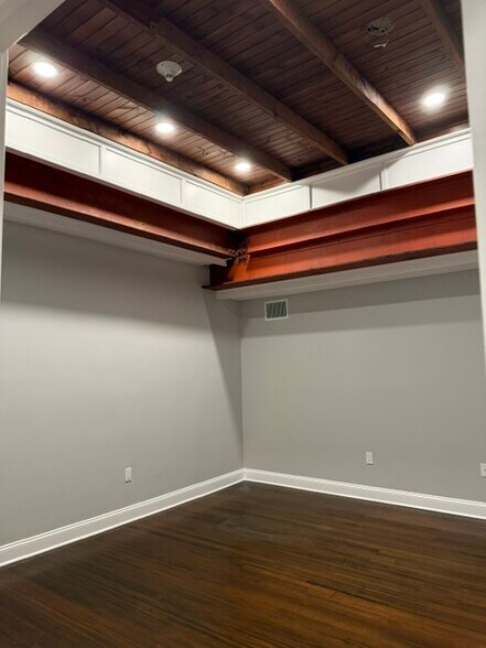 More Photos Of 157 Broad St, Red Bank Medical For Lease