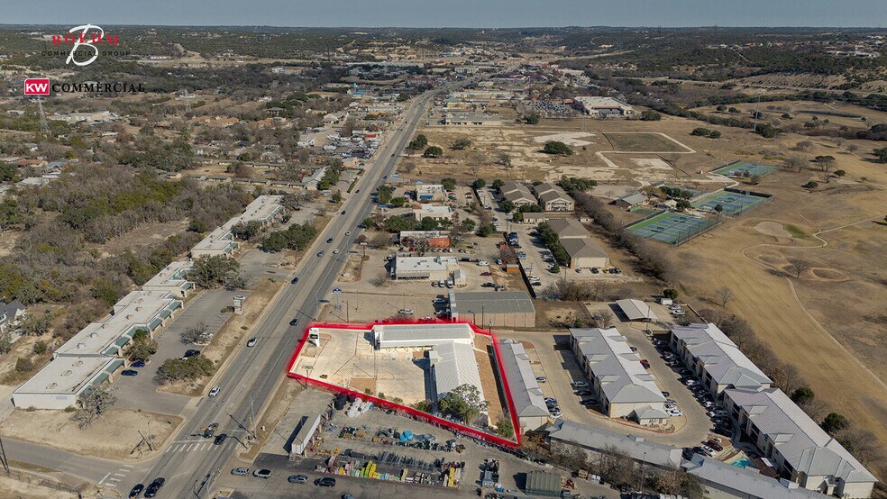 More Photos Of 1401-1405 Sidney Baker St, Kerrville Office For Sale