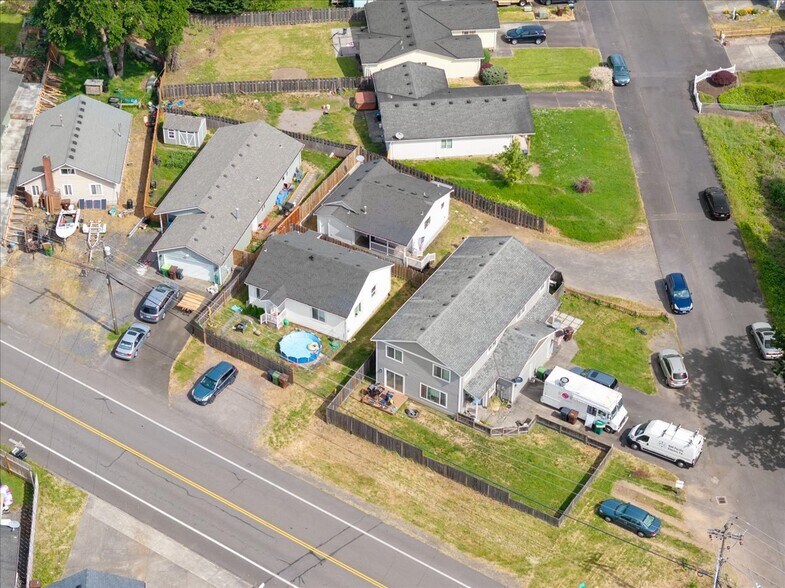 More Photos Of 1070 Deer Island Rd, Saint Helens Multifamily For Sale
