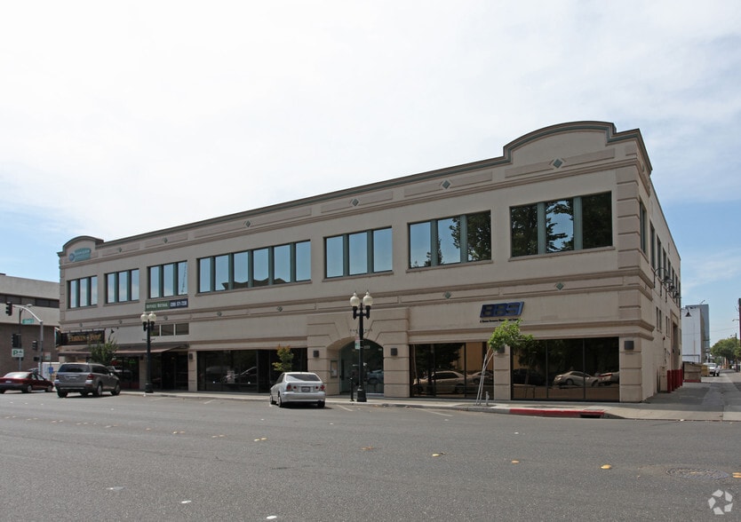 More Photos Of 1111-1115 I St, Modesto Storefront Retail Office For Lease