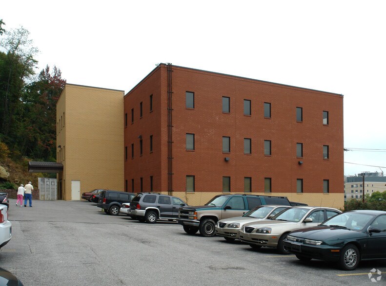 More Photos Of 2335 Chesterfield Ave, Charleston Medical For Sale