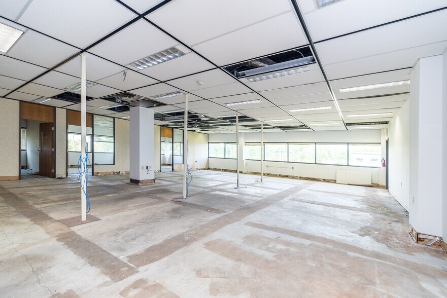 More Photos Of 1900 AM Dr, Quakertown Medical For Lease