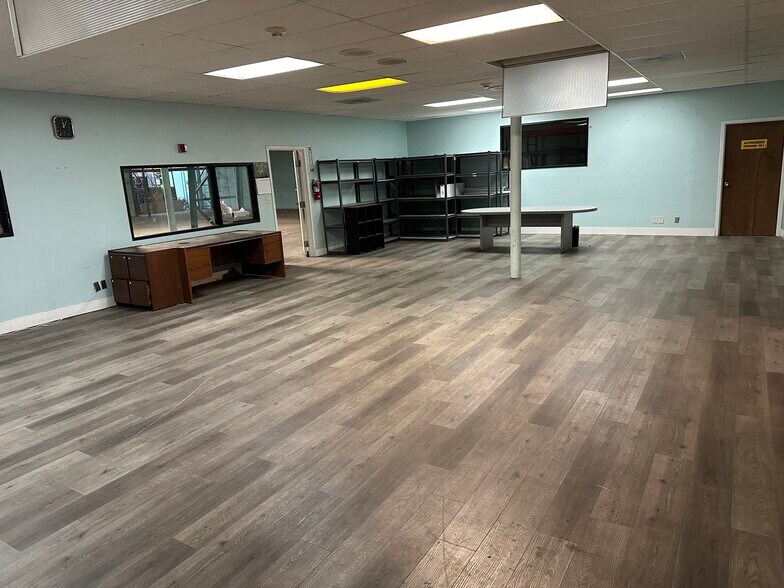 More Photos Of 3051 Corvin Dr, Santa Clara Service For Lease