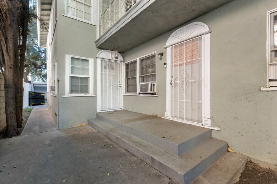 More Photos Of 14622 Sylvan St, Van Nuys Apartments For Sale
