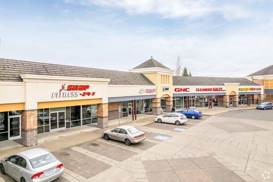 More Photos Of 615-697 SW Keck Dr, McMinnville Storefront For Sale
