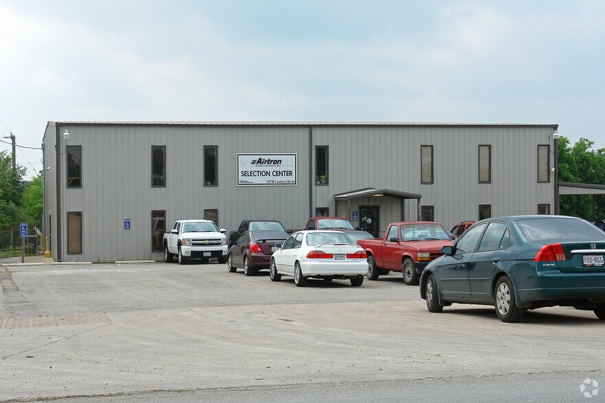 More Photos Of 13718 Lookout Rd, San Antonio Unknown For Lease