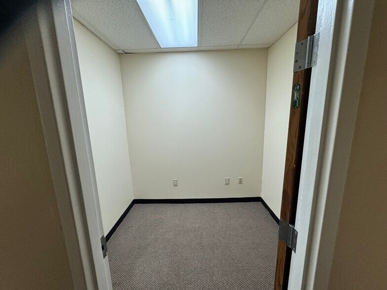 More Photos Of 3079 SW Campbellton Rd, Atlanta Medical For Sale