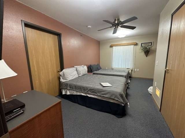 More Photos Of 406 W Vinton St, Spencer Hotel For Sale