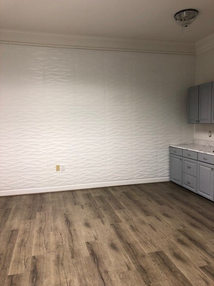 More Photos Of 10405 Old Alabama Connector Rd, Alpharetta Medical For Lease