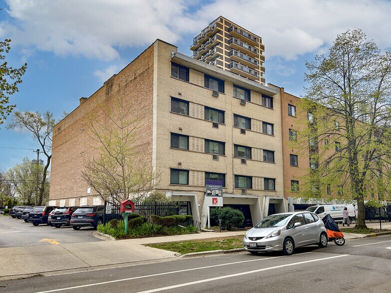 Primary Photo Of 6211 N Kenmore Ave, Chicago Apartments For Sale