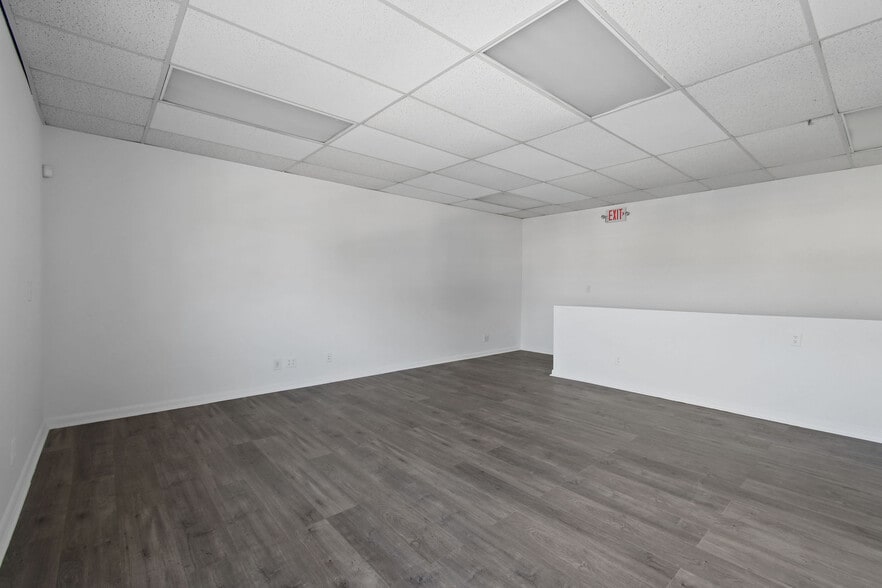 More Photos Of 1200 Clare Ave, West Palm Beach Service For Sale