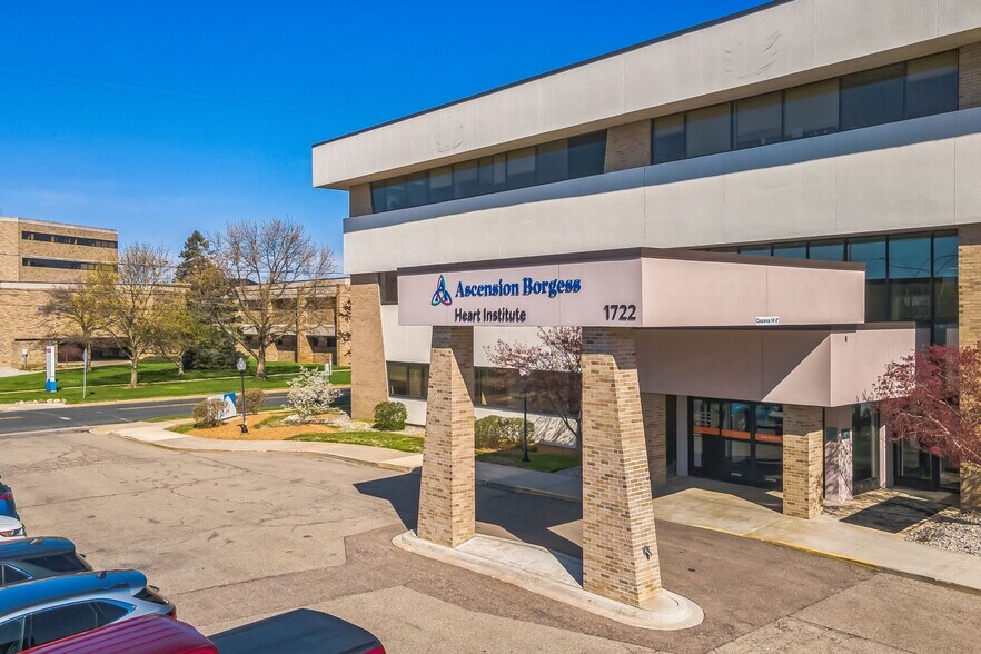 Primary Photo Of 1722 Shaffer St, Kalamazoo Medical For Lease