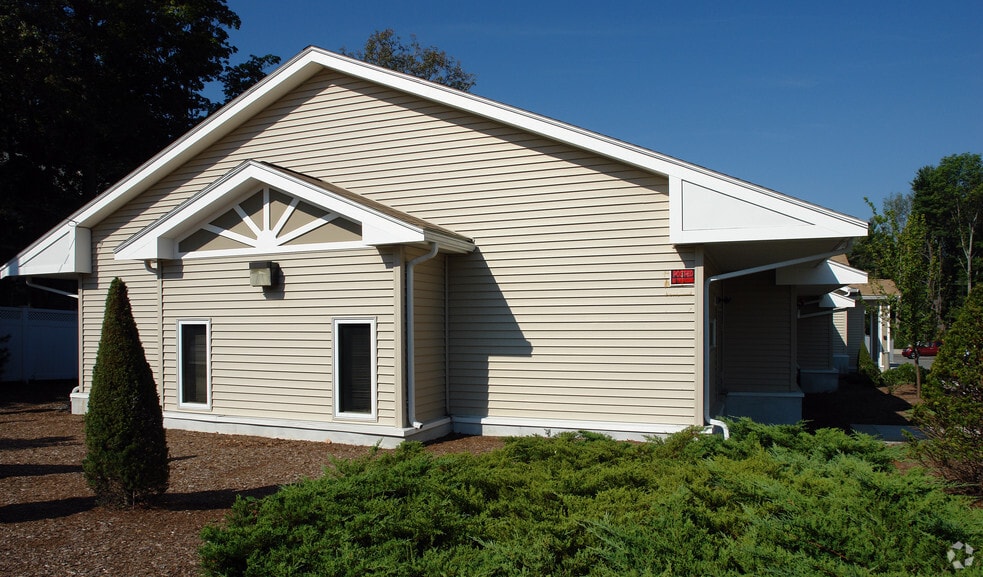 More Photos Of 1085 Main St, Weymouth Office For Sale