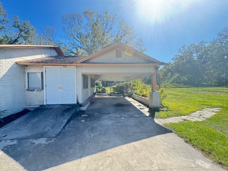 More Photos Of 809 E Alsobrook St, Plant City Flex For Sale
