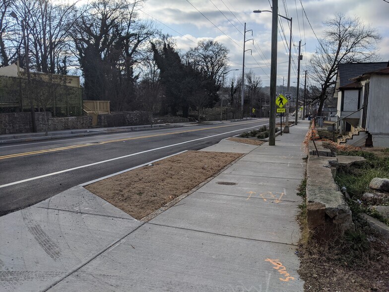 More Photos Of 699 Joseph E Boone Blvd NW, Atlanta Flex For Sale