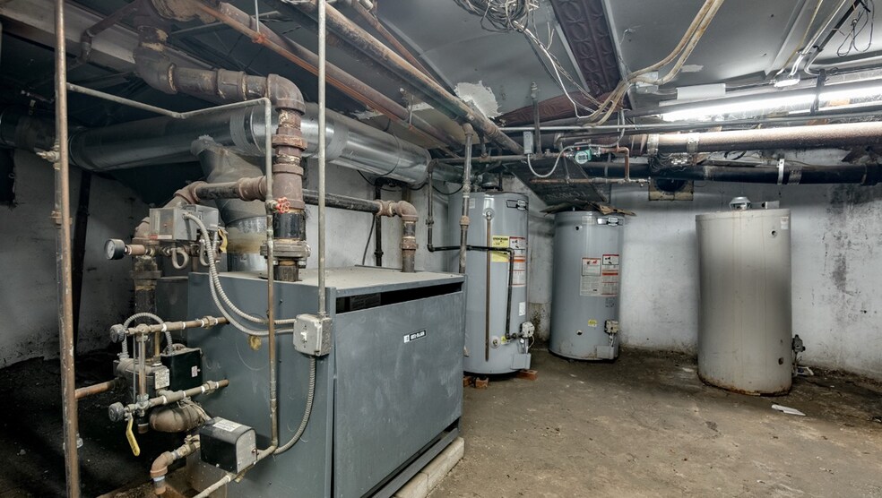 More Photos Of 130 Montague St, Brooklyn Apartments For Sale