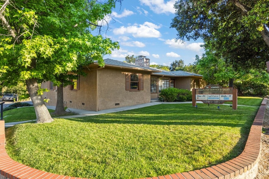 More Photos Of 305 W Ojai Ave, Ojai Office For Sale