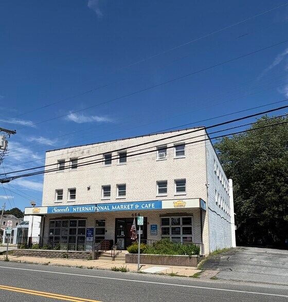 Primary Photo Of 464 Ocean Ave, New London Office For Sale