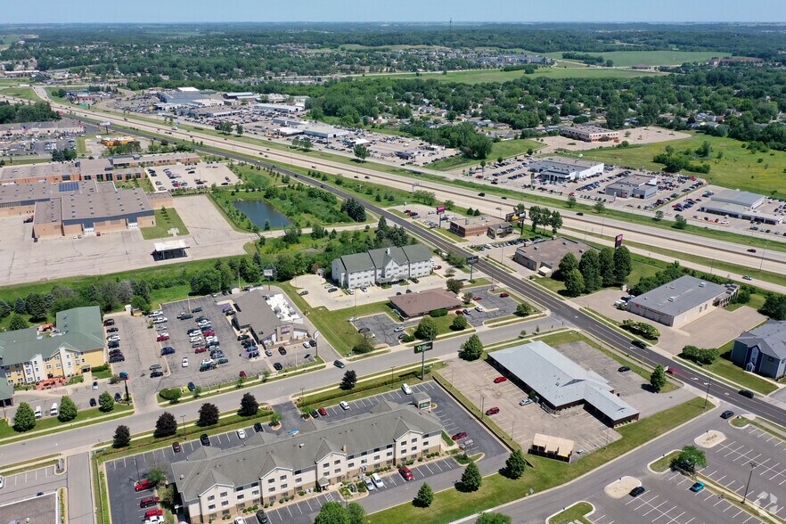 More Photos Of 4323 Highway 52 N, Rochester Hotel For Sale