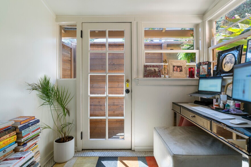 More Photos Of 1501 Westerly Ter, Los Angeles Apartments For Sale